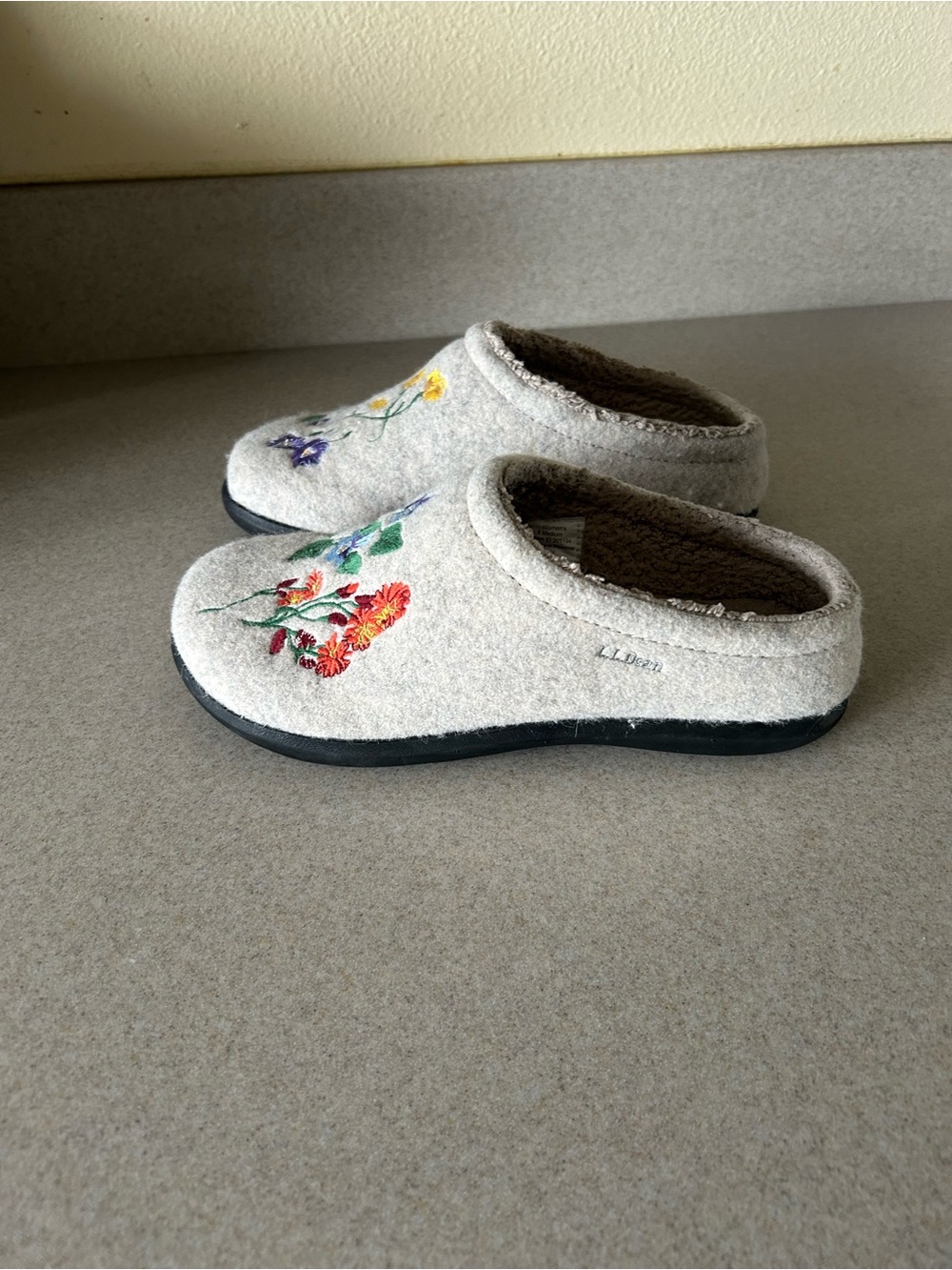 LL Bean Womens Daybreak Scuff Spring Floral Motif Slippers Size 9 M Wool Boho - Picture 3 of 6